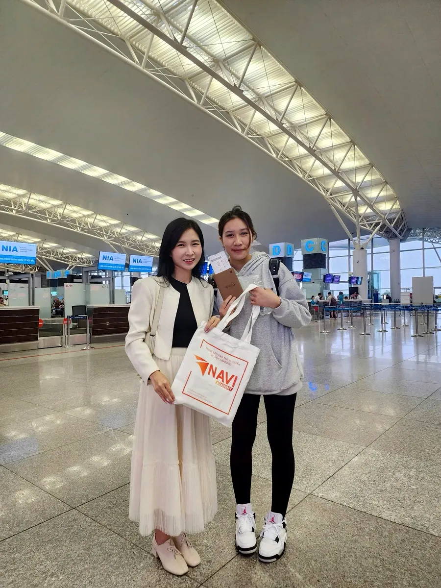 Tiễn học viên NAVI ra sân bay sang Đức
